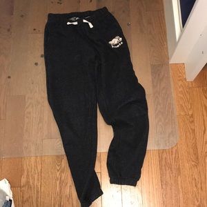 ROOTS BLACK SALT AND PEPPER BOYFRIEND SWEATS